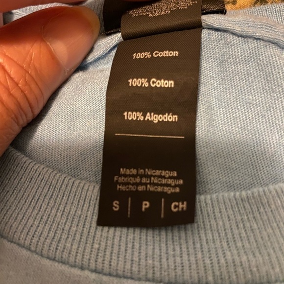 𝅺anvil Disney Sully Tshirt size Small - Picture 5 of 7